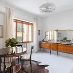 Casa Angelina Via Mercanti Centro Storico Salerno