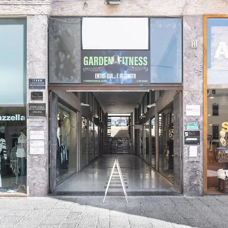 Casa Angelina Via Mercanti Centro Storico Daire Salerno